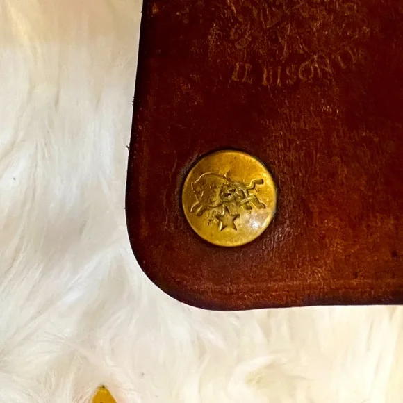 Vintage IL Bisonte Leather Key Holder